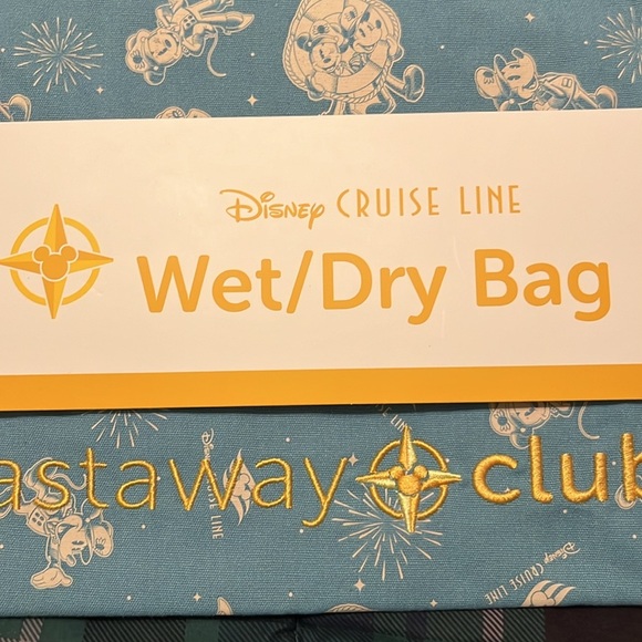 NWT Disney Cruise Line Castaway Club wet/dry bag. - Picture 2 of 4